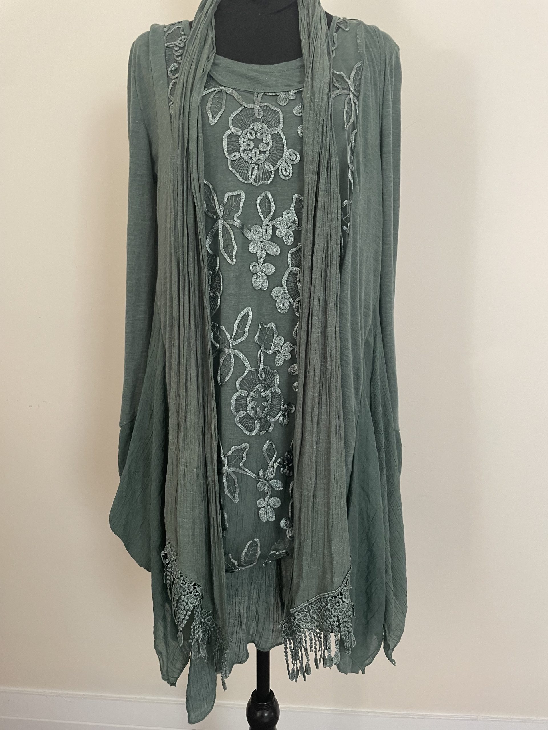 BOHO CHIC Pretty Angel Hunter Green 2 Layer Linen-Blend Soft Dress with Bonus matching long linen scarf-2 dresses in 1. size L. 36" long. NEW. PW-0000-03 (A8)
