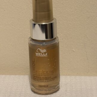Wella Professionals LuxeOil Reconstructive Elixir Keratin Protection 1 oz