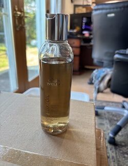 Wella Luxe Oil Shampoo 6oz (S)