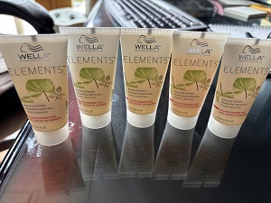 Wella Elements Renewing Shampoo 5.05oz (5-1.01oz Travel Size Tubes) (S)